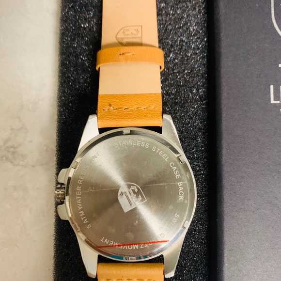 Gently Used In The Box - Picture 4 of 5